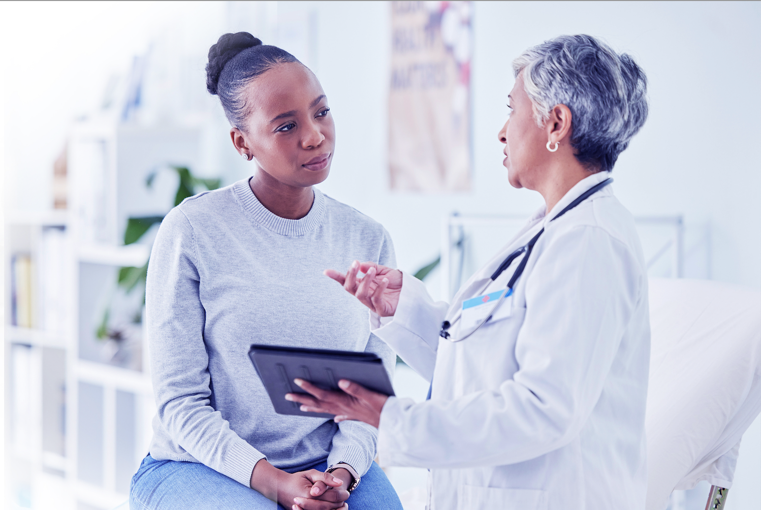 Medical professionals in consultation meeting